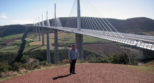 Piccie by the Millau viaduct