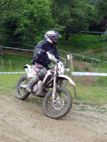 An Upright shot of Ian Wixon - Clean on time at the Welsh. Pic: Jim Delahay.