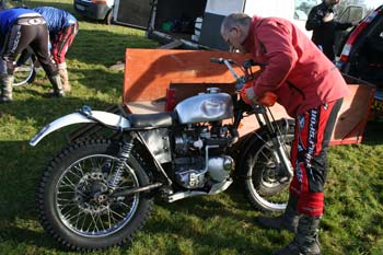 Dave Eeles fills his Tank!